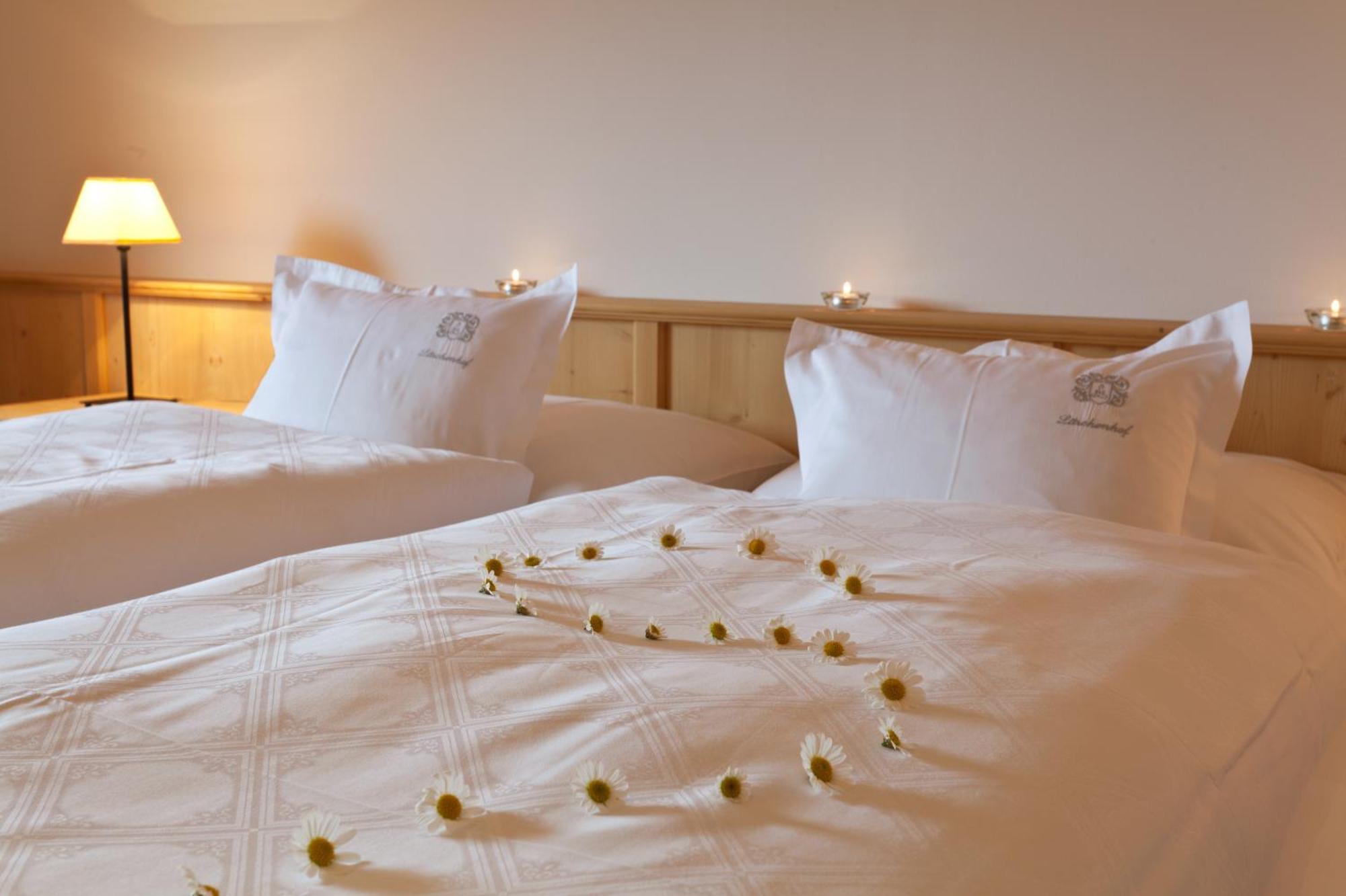 Hotel Laerchenhof Natur Seefeld in Tirol Rum bild